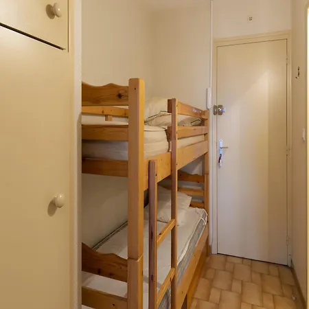 Apt In Agde, 50 M From Beach Apartment